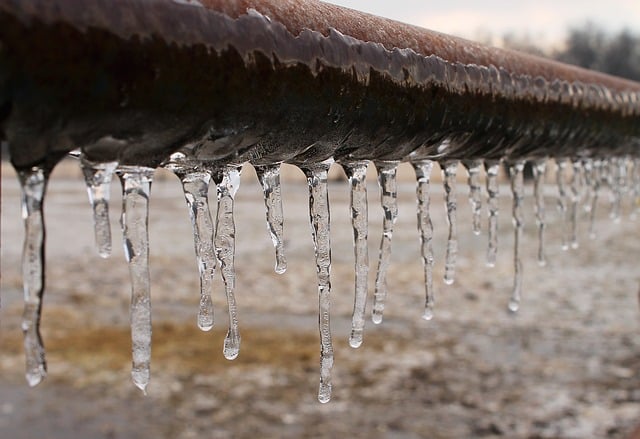 Frozen water droplets
